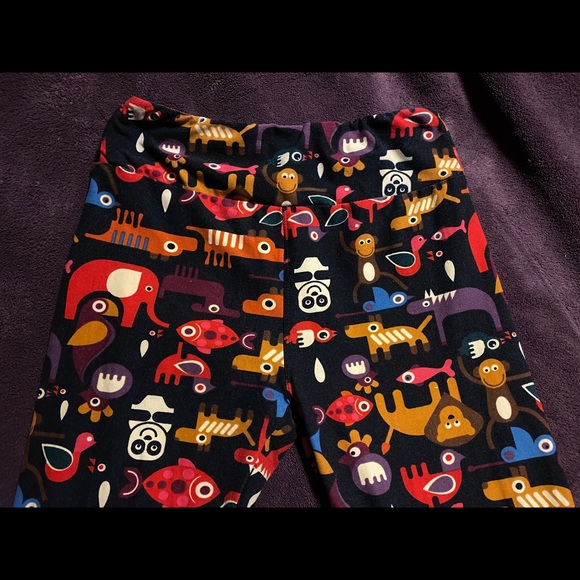 Lularoe leggings with animals - Picture 3 of 6